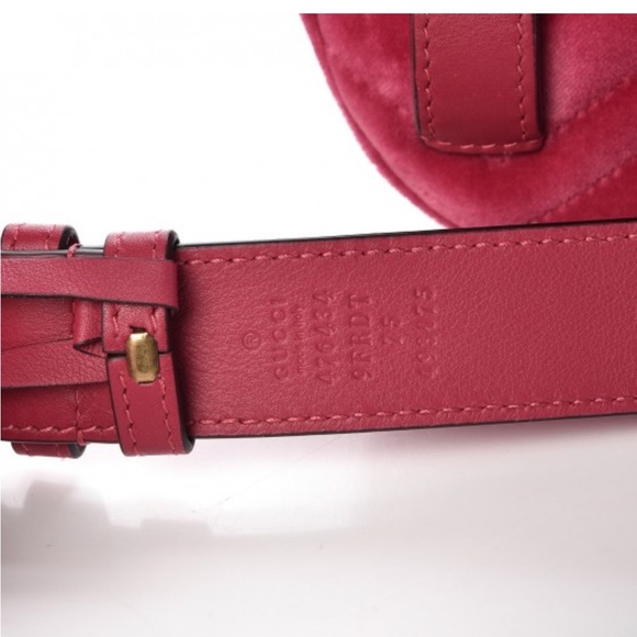 Authentic Gucci Pink Velvet Matelasse GG Marmont Belt Bag! - Picture 9 of 13